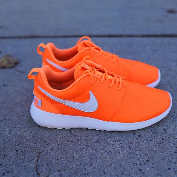 Nike Roshe One Prem 8 Neon Orange Leather "Just Do It" Running Shoes 833928-800 - Picture 2 of 12